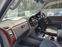 Mitsubishi PAJERO 2006