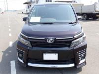Toyota VOXY 2015