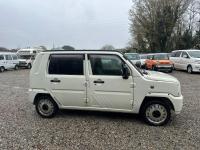 Daihatsu NAKED 2000