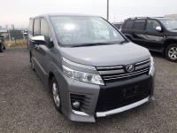 Toyota VOXY 2015