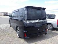 Toyota VOXY 2016
