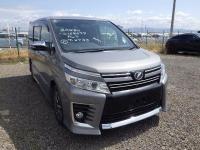 Toyota VOXY 2015