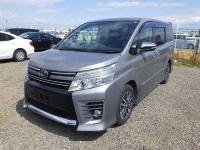 Toyota VOXY 2015