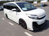 Toyota NOAH 2016