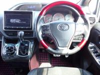Toyota NOAH 2016