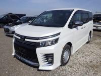Toyota VOXY 2015