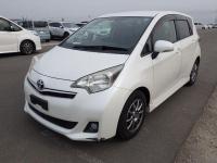 Toyota RACTIS 2011