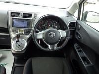 Toyota RACTIS 2011