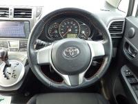 Toyota RACTIS 2011