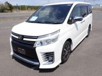 Toyota VOXY 2016