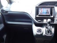 Toyota VOXY 2016