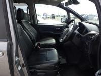Toyota VOXY 2016