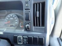 Isuzu ELF TRUCK 2013
