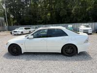 Toyota ALTEZZA 2000
