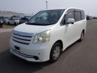 Toyota NOAH 2008