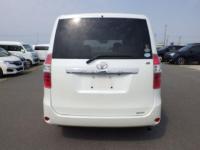 Toyota NOAH 2008