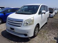 Toyota NOAH 2008
