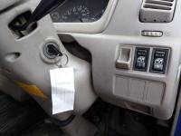 Hino DUTRO 2003
