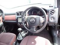 Mazda VERISA 2008