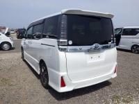 Toyota VOXY 2018