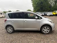 Toyota RACTIS 2010