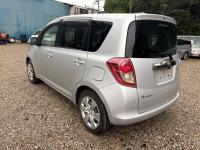 Toyota RACTIS 2010