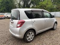 Toyota RACTIS 2010