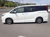 Toyota ESQUIRE 2017