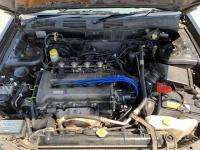 Nissan AVENIR 2000