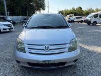 Toyota IST 2004