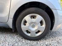 Toyota IST 2004