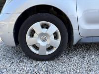 Toyota IST 2004