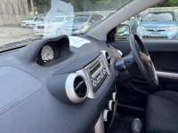 Toyota IST 2004