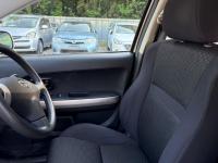 Toyota IST 2004