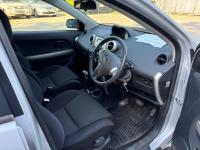Toyota IST 2004