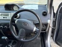 Toyota IST 2004