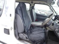 Toyota HIACE VAN 2002