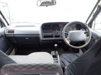 Toyota HIACE VAN 2002