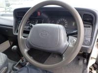 Toyota HIACE VAN 2002