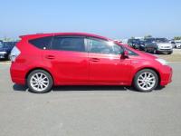 Toyota PRIUS ALPHA 2012