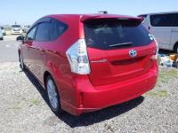 Toyota PRIUS ALPHA 2012