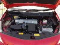 Toyota PRIUS ALPHA 2012