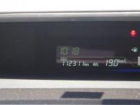 Toyota PRIUS ALPHA 2012