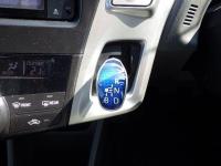 Toyota PRIUS ALPHA 2012