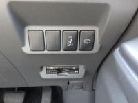 Toyota PRIUS ALPHA 2012