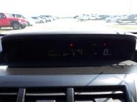 Toyota PRIUS ALPHA 2012