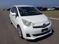 Toyota RACTIS 2012