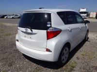 Toyota RACTIS 2012
