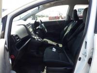 Toyota RACTIS 2012