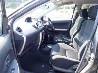 Toyota IST 2005